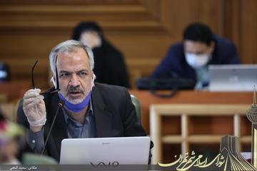 احمد مسجد جامعی در خصوص تمدید مصوبه «تامین منابع مالی پروژه‌های آب و فاضلاب شهری تهران» گفت گزارش حسابرس معتمد شورا و ارزیابی او را ندیده‎ایم